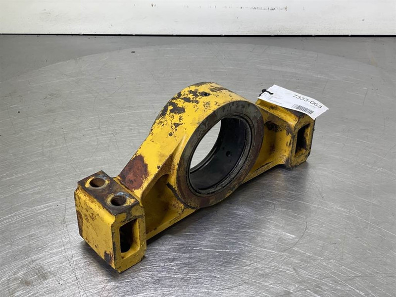 Cat 924G-128-0219-Axle bearing block/Lagerblock - Trục và các bộ phận cho Máy móc xây dựng: hình 2 Cat 924G-128-0219-Axle bearing block/Lagerblock - Trục và các bộ phận cho Máy móc xây dựng: hình 2