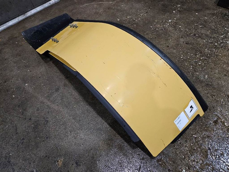 Cat - Rear mud guard/Kotfluegel/Spatbord - Khung/ Sườn cho Máy móc xây dựng: hình 3 Cat - Rear mud guard/Kotfluegel/Spatbord - Khung/ Sườn cho Máy móc xây dựng: hình 3