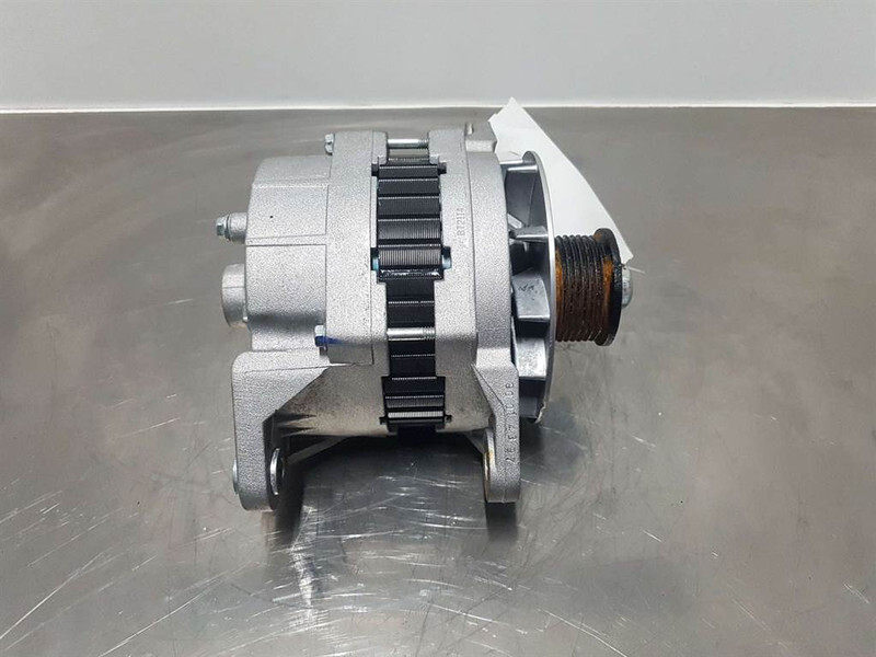 Cummins QSB5.9C-24V 70A-Alternator/Lichtmaschine/Dynamo - Động cơ cho Máy móc xây dựng: hình 2 Cummins QSB5.9C-24V 70A-Alternator/Lichtmaschine/Dynamo - Động cơ cho Máy móc xây dựng: hình 2
