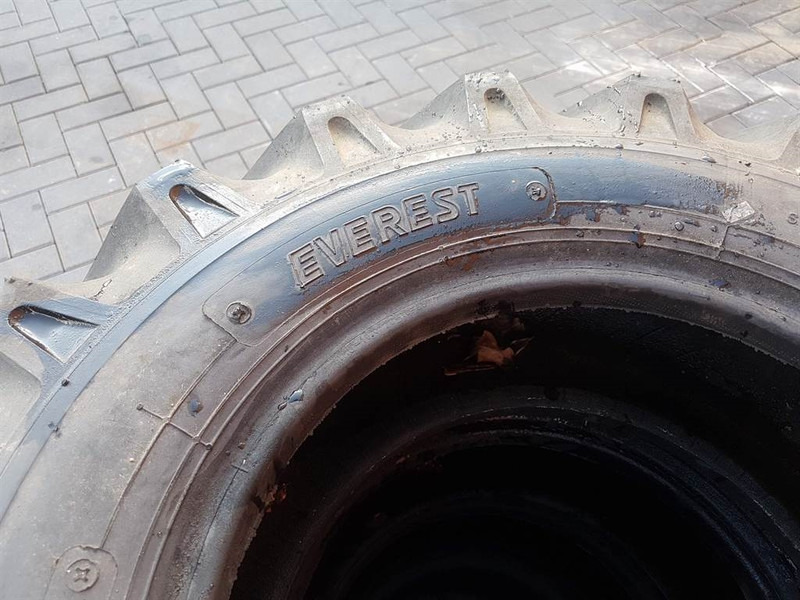 Everest 10.0/75-15.3 - Tire/Reifen/Band - Lốp cho Máy móc xây dựng: hình 3 Everest 10.0/75-15.3 - Tire/Reifen/Band - Lốp cho Máy móc xây dựng: hình 3