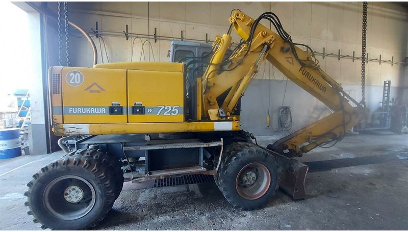 Furukawa W 725 LS (For parts) - Máy xúc bánh lốp: hình 2 Furukawa W 725 LS (For parts) - Máy xúc bánh lốp: hình 2