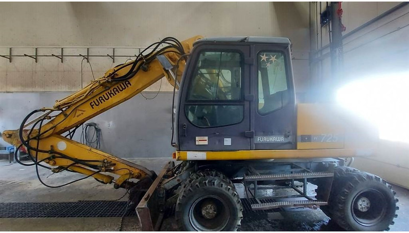 Furukawa W 725 LS (For parts) - Máy xúc bánh lốp: hình 4 Furukawa W 725 LS (For parts) - Máy xúc bánh lốp: hình 4