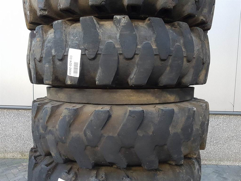 Furukawa W725LS-10.00-20-Tire/Reifen/Band - Lốp và vành cho Máy móc xây dựng: hình 4 Furukawa W725LS-10.00-20-Tire/Reifen/Band - Lốp và vành cho Máy móc xây dựng: hình 4
