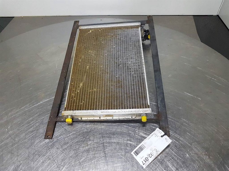 JCB 416 HT-Airco condenser/Klimakondensator/Koeler - Khung/ Sườn cho Máy móc xây dựng: hình 3 JCB 416 HT-Airco condenser/Klimakondensator/Koeler - Khung/ Sườn cho Máy móc xây dựng: hình 3
