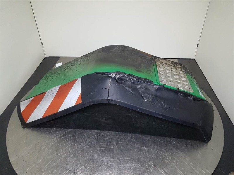 JCB 426E AGRI HT - Mud guard/Kotfluegel/Spatbord - Khung/ Sườn cho Máy móc xây dựng: hình 1 JCB 426E AGRI HT - Mud guard/Kotfluegel/Spatbord - Khung/ Sườn cho Máy móc xây dựng: hình 1