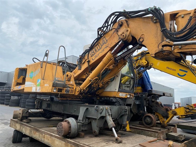 Liebherr A 904 (For parts) - Máy xúc bánh lốp: hình 1 Liebherr A 904 (For parts) - Máy xúc bánh lốp: hình 1