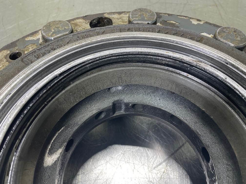 Liebherr A924C-10489611-Wheel hub/Radnabe/Wielnaaf - Trục và các bộ phận cho Máy móc xây dựng: hình 3 Liebherr A924C-10489611-Wheel hub/Radnabe/Wielnaaf - Trục và các bộ phận cho Máy móc xây dựng: hình 3