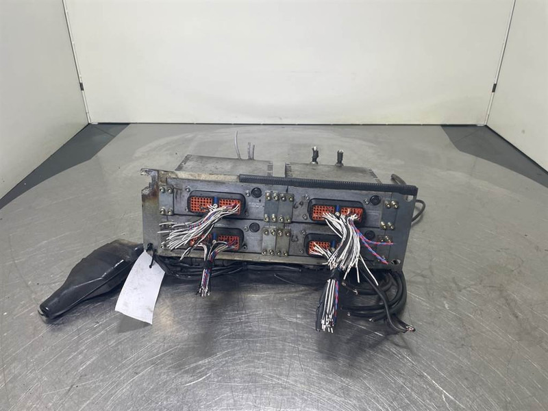 Liebherr A924C-PME1 OUTPUT-ECU/Control box/Steuermodul - Linh kiện điện cho Máy móc xây dựng: hình 1 Liebherr A924C-PME1 OUTPUT-ECU/Control box/Steuermodul - Linh kiện điện cho Máy móc xây dựng: hình 1