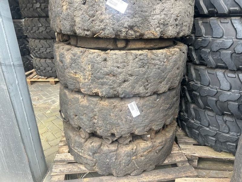 Liebherr A934C-12.00-20-Tire/Reifen/Band - Lốp và vành cho Máy móc xây dựng: hình 2 Liebherr A934C-12.00-20-Tire/Reifen/Band - Lốp và vành cho Máy móc xây dựng: hình 2