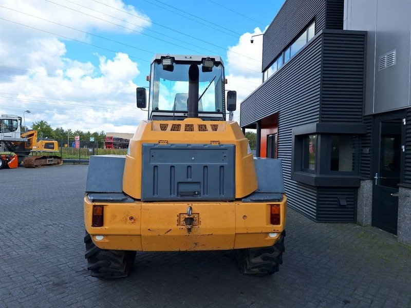 Liebherr L522 - Máy xúc lật bánh lốp: hình 3 Liebherr L522 - Máy xúc lật bánh lốp: hình 3