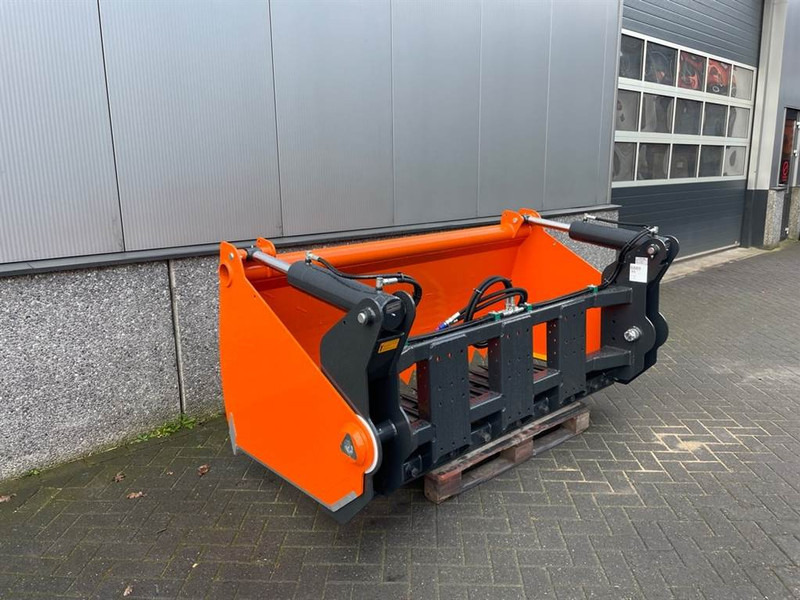 MAMMUT SC220M - Silage cutter/Silageschneider/Kuilhapper - Trang thiết bị hầm chứa: hình 4 MAMMUT SC220M - Silage cutter/Silageschneider/Kuilhapper - Trang thiết bị hầm chứa: hình 4
