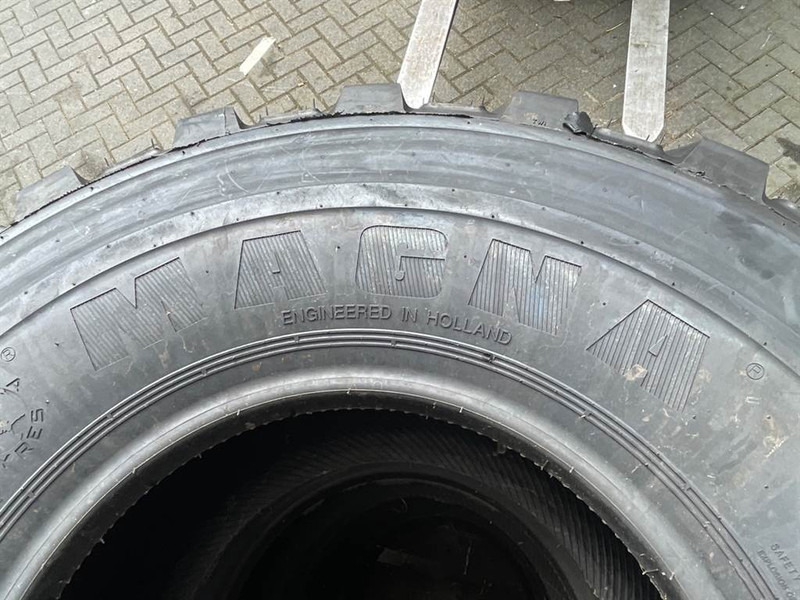 Magna 405/70R18-Tire/Reifen/Band - Lốp và vành cho Máy móc xây dựng: hình 5 Magna 405/70R18-Tire/Reifen/Band - Lốp và vành cho Máy móc xây dựng: hình 5