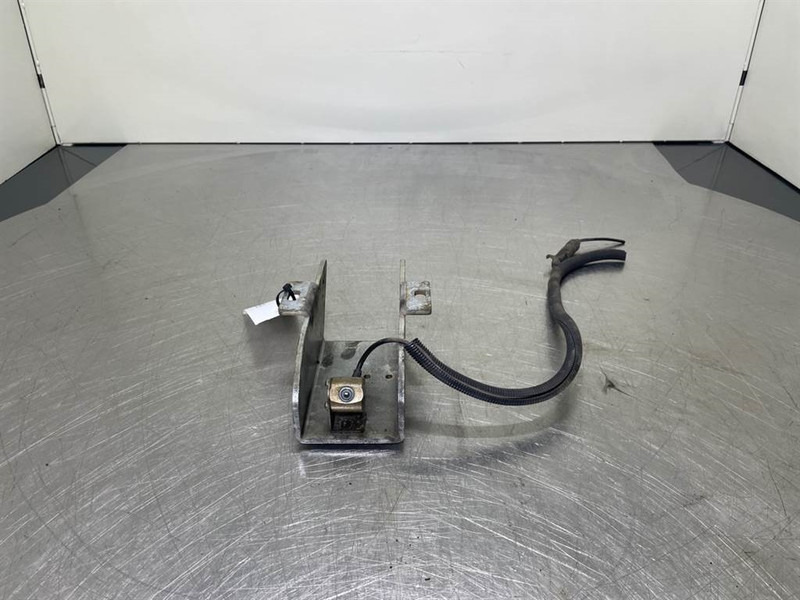 Sennebogen 835E-141092-Holder with Camera/Kamera - Cabin và nội thất cho Máy móc xây dựng: hình 1 Sennebogen 835E-141092-Holder with Camera/Kamera - Cabin và nội thất cho Máy móc xây dựng: hình 1
