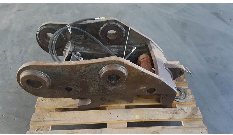TEFRA R906 / 20T - Liebherr - Quick coupler - Bộ ghép nhanh: hình 1 TEFRA R906 / 20T - Liebherr - Quick coupler - Bộ ghép nhanh: hình 1