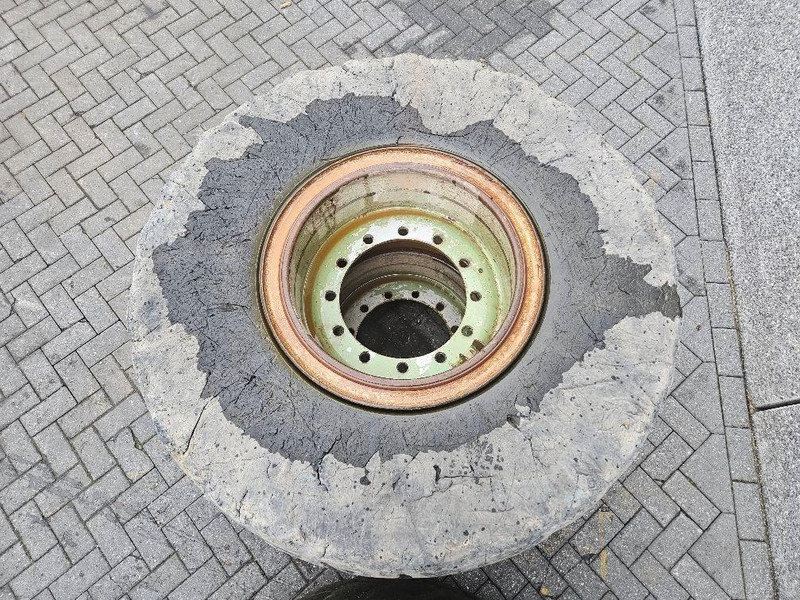 Terex TL260S-Banden 20.5-R25-Solid wheels / Full Gummi - Lốp và vành cho Máy móc xây dựng: hình 4 Terex TL260S-Banden 20.5-R25-Solid wheels / Full Gummi - Lốp và vành cho Máy móc xây dựng: hình 4
