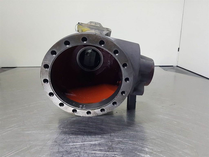 Volvo L30-ZF AV-230-Axle housing/Achskörper/Astrechter - Trục và các bộ phận cho Máy móc xây dựng: hình 3 Volvo L30-ZF AV-230-Axle housing/Achskörper/Astrechter - Trục và các bộ phận cho Máy móc xây dựng: hình 3