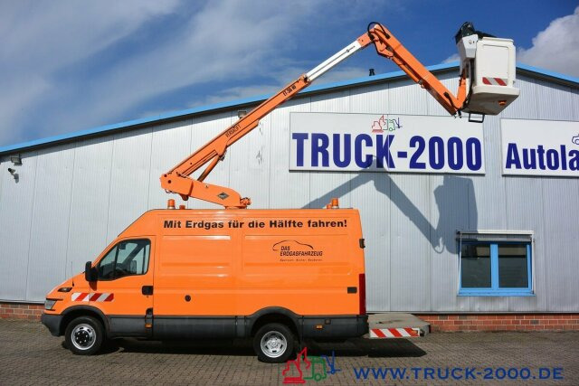 Iveco 50C11 Iveco Daily Versalift 14m Erdgasantrieb - Nền bục trên không gắn trên xe tải: hình 2 Iveco 50C11 Iveco Daily Versalift 14m Erdgasantrieb - Nền bục trên không gắn trên xe tải: hình 2
