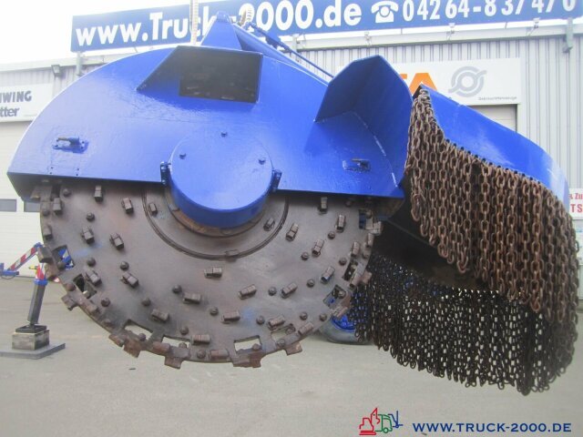 Mercedes-Benz 1831 4x4 Menzi Muck Baum Stubben - Wurzelfräse - Máy móc xây dựng: hình 4 Mercedes-Benz 1831 4x4 Menzi Muck Baum Stubben - Wurzelfräse - Máy móc xây dựng: hình 4