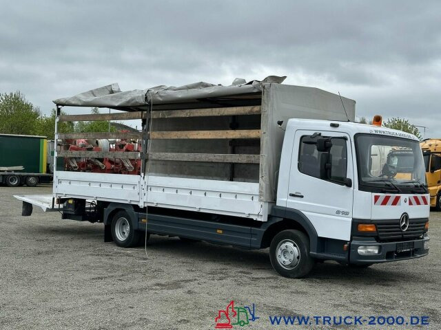 Mercedes-Benz 818 LBW AHK 10.5t. Nur 265.739 KM Schaltgetriebe - Xe tải thùng mui bạt: hình 2 Mercedes-Benz 818 LBW AHK 10.5t. Nur 265.739 KM Schaltgetriebe - Xe tải thùng mui bạt: hình 2