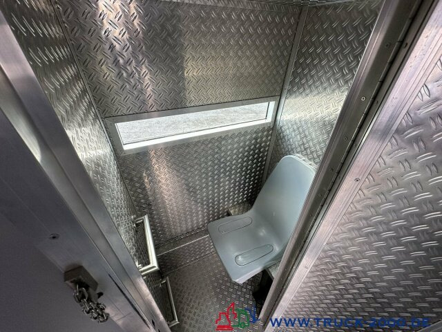 Mercedes-Benz Setra Gefangentransporter 15 Zellen-29 Gefangene - Xe tải: hình 3 Mercedes-Benz Setra Gefangentransporter 15 Zellen-29 Gefangene - Xe tải: hình 3