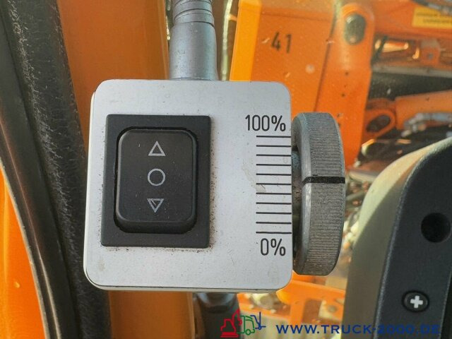 Unimog U 400 4x4 Winterdienst epoke Salzstreuer 238 PS - Xe tải: hình 2 Unimog U 400 4x4 Winterdienst epoke Salzstreuer 238 PS - Xe tải: hình 2