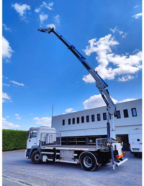 MAN 18.410 F2000 Cormach 22000 E4F + jib - Xe tải thùng lửng/ Phẳng, Xe cẩu tự hành: hình 3 MAN 18.410 F2000 Cormach 22000 E4F + jib - Xe tải thùng lửng/ Phẳng, Xe cẩu tự hành: hình 3