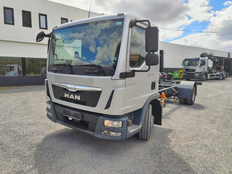 MAN TGL 12.250 Chassis cabine Euro6 - Xe tải khung gầm: hình 2 MAN TGL 12.250 Chassis cabine Euro6 - Xe tải khung gầm: hình 2