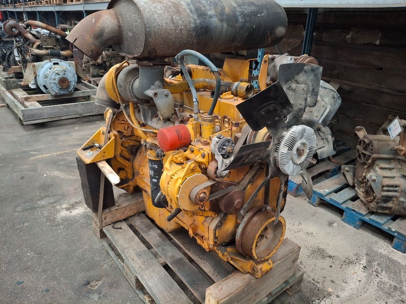 Cummins C8.3 - Động cơ: hình 2 Cummins C8.3 - Động cơ: hình 2