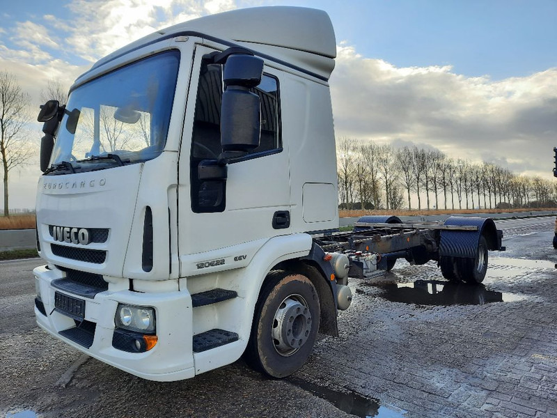 Iveco 120E22 - Xe tải khung gầm: hình 1 Iveco 120E22 - Xe tải khung gầm: hình 1