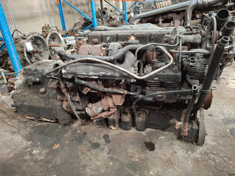 MAN D0836LOH63 - Động cơ: hình 3 MAN D0836LOH63 - Động cơ: hình 3