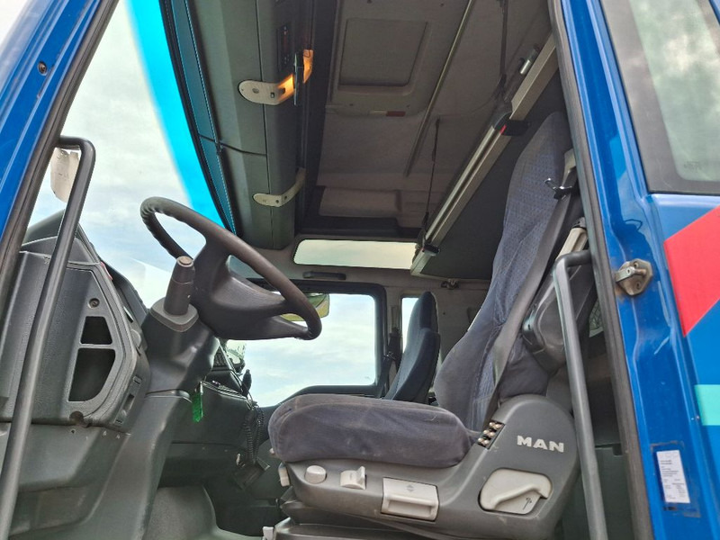 MAN TGA 26.390 6X2 - Xe tải khung gầm: hình 3 MAN TGA 26.390 6X2 - Xe tải khung gầm: hình 3