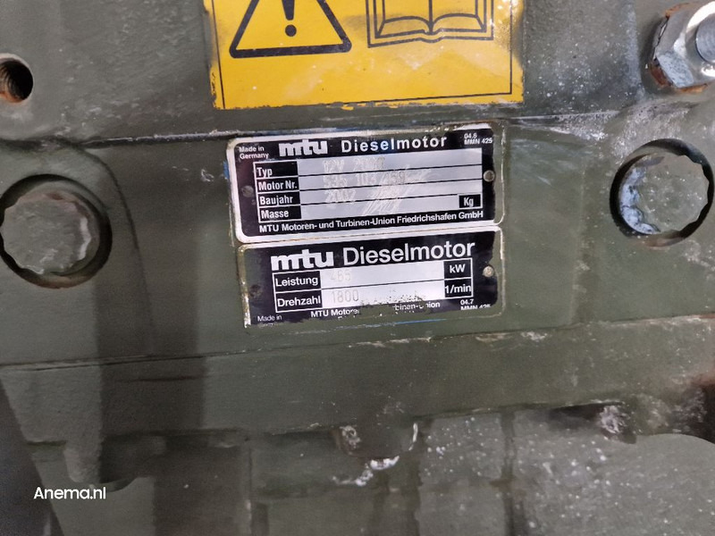 MTU (MERCEDES-BENZ) 12V 2000 - Động cơ: hình 2 MTU (MERCEDES-BENZ) 12V 2000 - Động cơ: hình 2