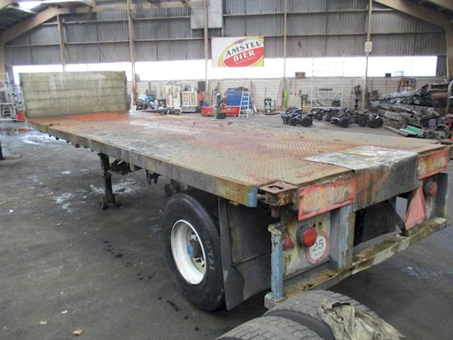 RAAF R016 - Xe chở container/ Sơ mi rơ moóc hoán đổi thân: hình 4 RAAF R016 - Xe chở container/ Sơ mi rơ moóc hoán đổi thân: hình 4