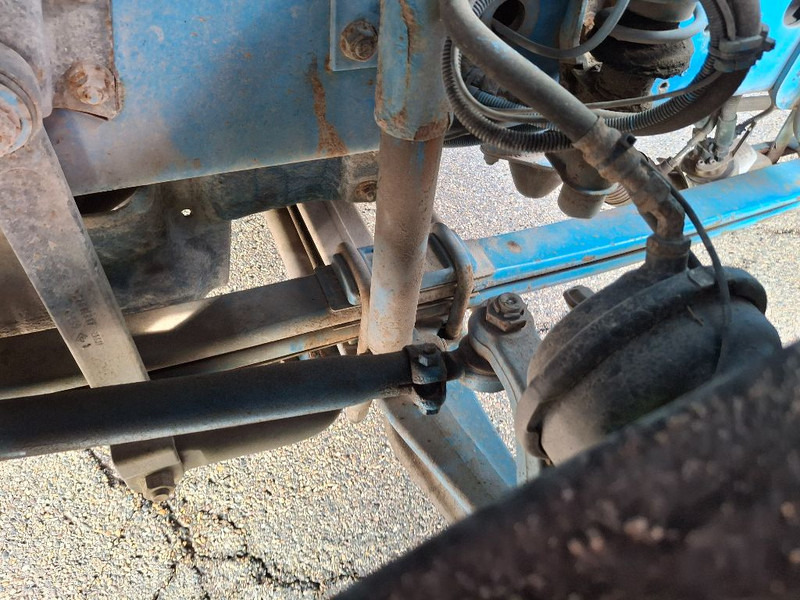 Renault MIDLUM 280DXI - Xe bồn: hình 2 Renault MIDLUM 280DXI - Xe bồn: hình 2