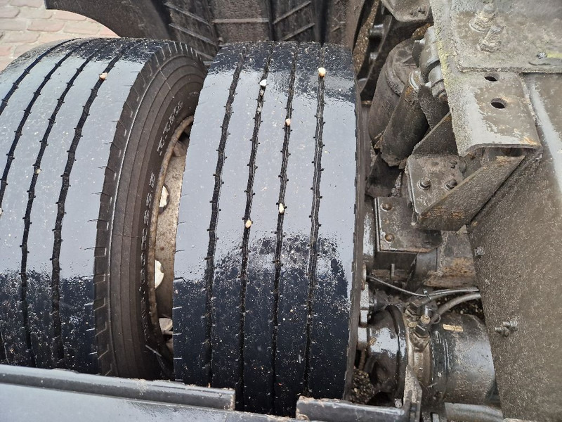 Xe đầu kéo DAF CF75.310: hình 14