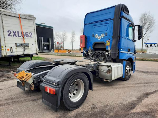 Mercedes-Benz ACTROS 1843 - Xe đầu kéo: hình 4 Mercedes-Benz ACTROS 1843 - Xe đầu kéo: hình 4