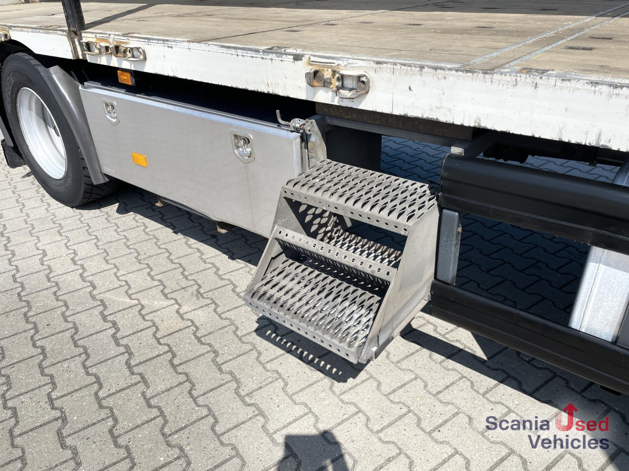 SCANIA P 250 DB4x2MNB SIDE DOORS FULL AIR 250X246X250CM - Xe tải hộp: hình 3 SCANIA P 250 DB4x2MNB SIDE DOORS FULL AIR 250X246X250CM - Xe tải hộp: hình 3