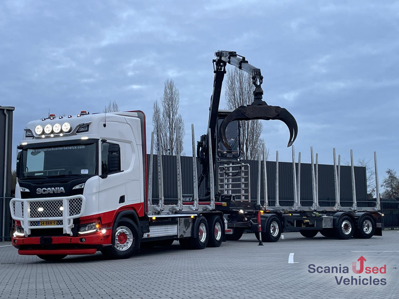 SCANIA R 650 B6x4NB RETARDER V8 WOOD KESLA 2112T CRANE - Xe chở gỗ, Xe cẩu tự hành: hình 1 SCANIA R 650 B6x4NB RETARDER V8 WOOD KESLA 2112T CRANE - Xe chở gỗ, Xe cẩu tự hành: hình 1