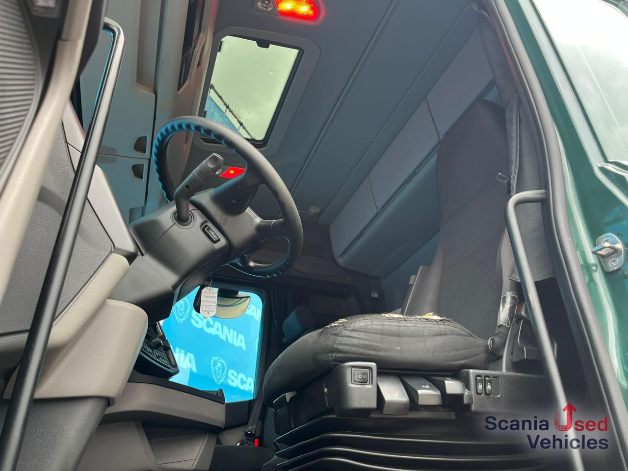 SCANIA R 410 A4x2NA RETARDER ADR FL LED ACC - Xe đầu kéo: hình 2 SCANIA R 410 A4x2NA RETARDER ADR FL LED ACC - Xe đầu kéo: hình 2