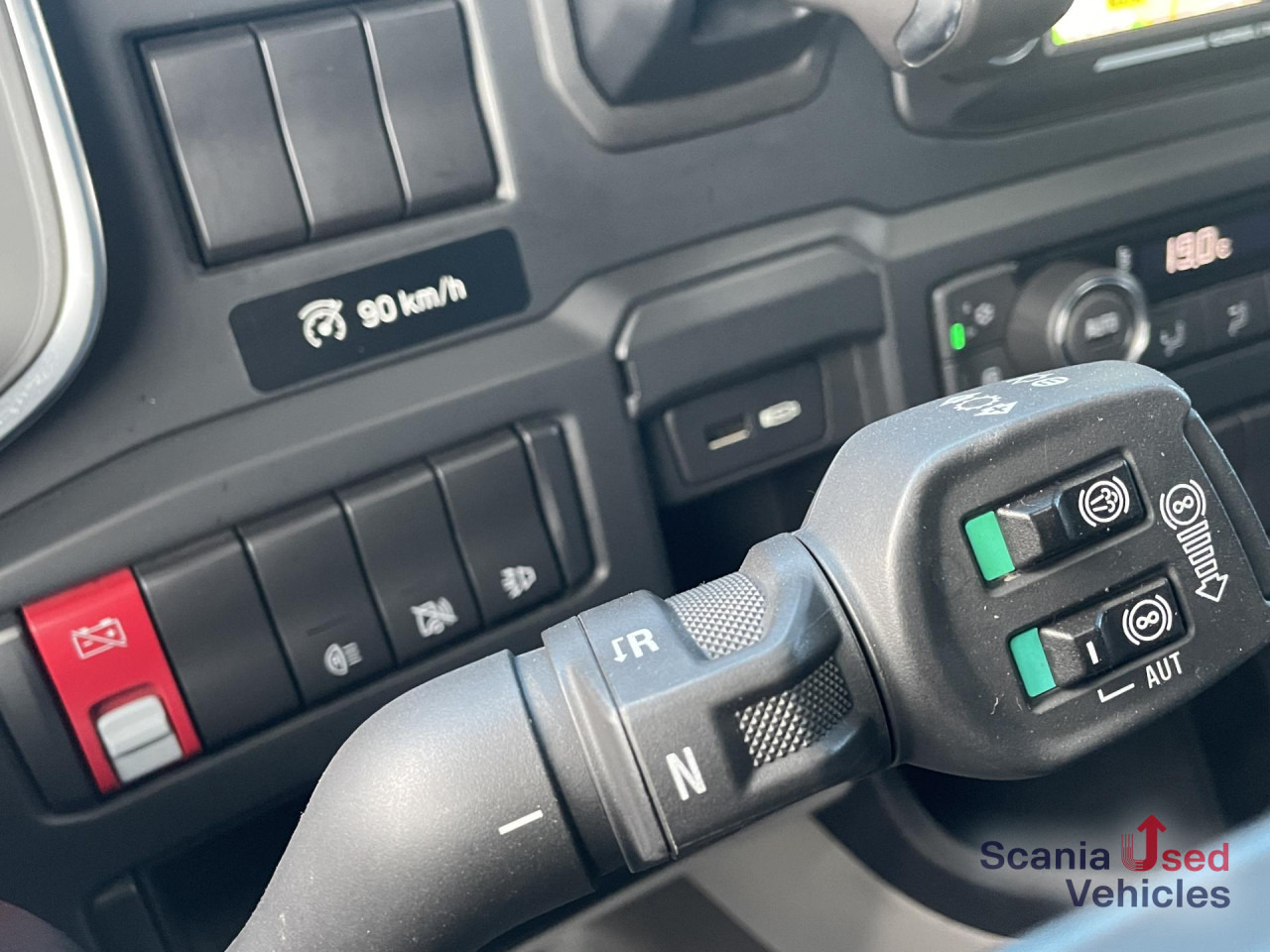 SCANIA R 410 A4x2NA RETARDER LED NAVI - Xe đầu kéo: hình 4 SCANIA R 410 A4x2NA RETARDER LED NAVI - Xe đầu kéo: hình 4