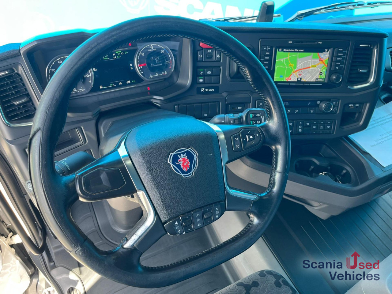 SCANIA R 450 A4x2EB RETARDER MEGA / VOLUME DIFF-L 8T PTOV - Xe đầu kéo: hình 4 SCANIA R 450 A4x2EB RETARDER MEGA / VOLUME DIFF-L 8T PTOV - Xe đầu kéo: hình 4