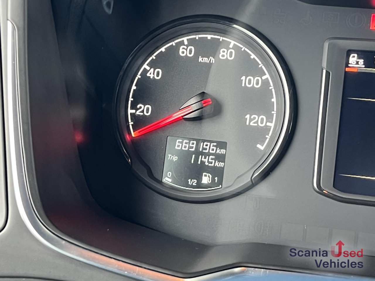 SCANIA R 450 A4x2LB RETARDER DIFF-L P-AIRCO FULL AIR - Xe đầu kéo: hình 5 SCANIA R 450 A4x2LB RETARDER DIFF-L P-AIRCO FULL AIR - Xe đầu kéo: hình 5