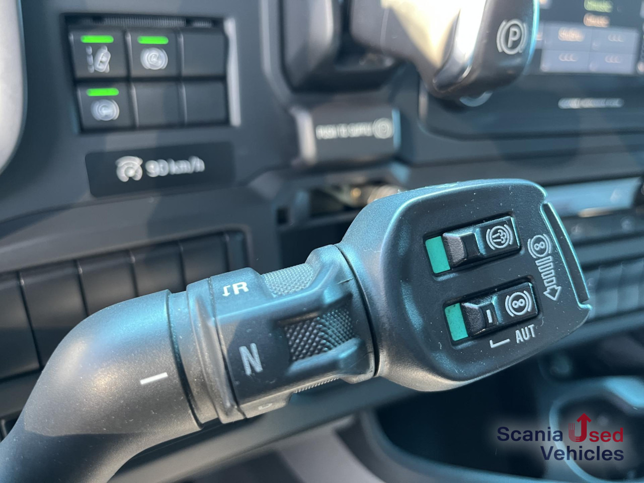 SCANIA R 450 A4x2NA RETARDER 8T DIFF-L SMART2 - Xe đầu kéo: hình 4 SCANIA R 450 A4x2NA RETARDER 8T DIFF-L SMART2 - Xe đầu kéo: hình 4