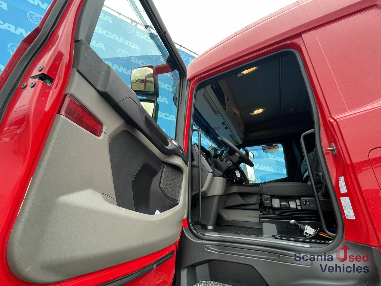 SCANIA R 450 A4x2NB DIFF-L RETARDER FULL AIR HYDRO 8T - Xe đầu kéo: hình 3 SCANIA R 450 A4x2NB DIFF-L RETARDER FULL AIR HYDRO 8T - Xe đầu kéo: hình 3