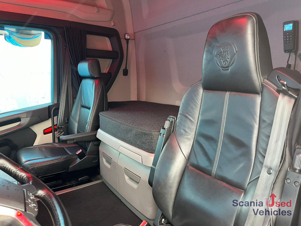 SCANIA R 450 A4x2NB RETARDER DIFF-L KIPPER HYDRO ADR-FL - Xe đầu kéo: hình 3 SCANIA R 450 A4x2NB RETARDER DIFF-L KIPPER HYDRO ADR-FL - Xe đầu kéo: hình 3