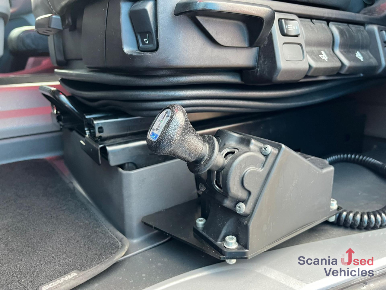 SCANIA R 450 A4x2NB RETARDER DIFF-L KIPPER HYDRO ADR-FL - Xe đầu kéo: hình 4 SCANIA R 450 A4x2NB RETARDER DIFF-L KIPPER HYDRO ADR-FL - Xe đầu kéo: hình 4