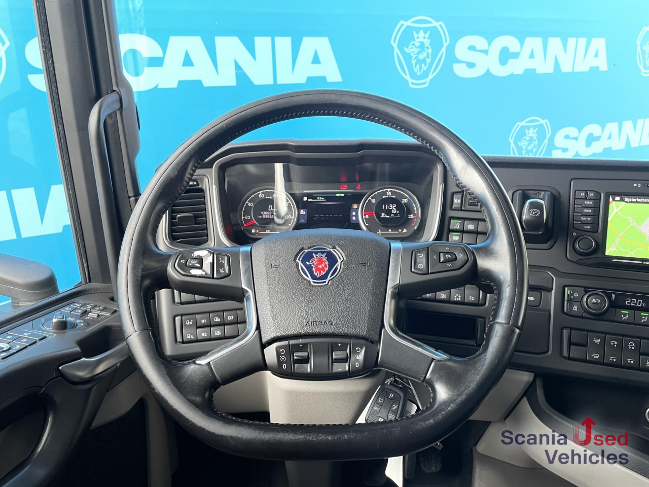 SCANIA R 450 A6x2/4NA RETARDER NAVI PTO - Xe đầu kéo: hình 5 SCANIA R 450 A6x2/4NA RETARDER NAVI PTO - Xe đầu kéo: hình 5