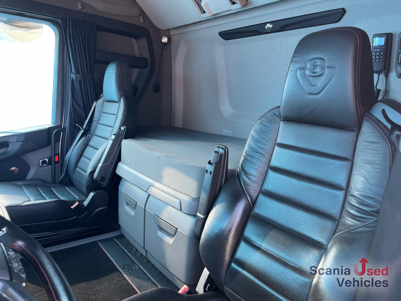 SCANIA R 730 A4x2NB V8 RETARDER FULL AIR 9T NAVI LED S2 - Xe đầu kéo: hình 5 SCANIA R 730 A4x2NB V8 RETARDER FULL AIR 9T NAVI LED S2 - Xe đầu kéo: hình 5