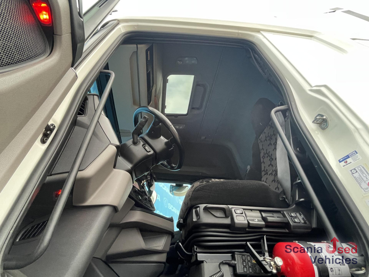 SCANIA S 450 A4x2NA RETARDER DIFF LOCK PARK AIRCO - Xe đầu kéo: hình 4 SCANIA S 450 A4x2NA RETARDER DIFF LOCK PARK AIRCO - Xe đầu kéo: hình 4