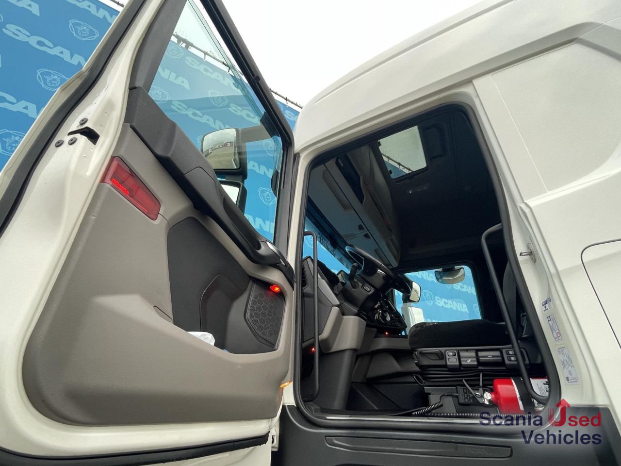 SCANIA S 450 A4x2NA RETARDER DIFF LOCK PARK AIRCO - Xe đầu kéo: hình 3 SCANIA S 450 A4x2NA RETARDER DIFF LOCK PARK AIRCO - Xe đầu kéo: hình 3